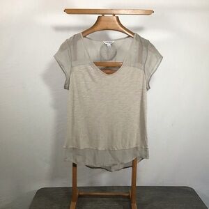 Soft Lace T-shirt with an embroidered mandala coin.
